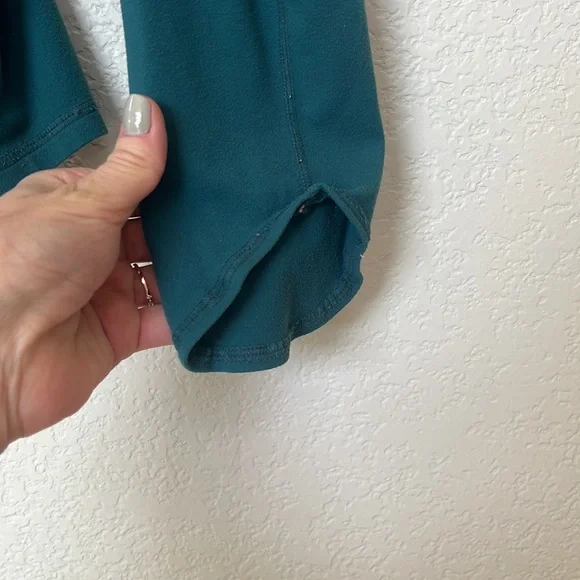 Beyond Yoga Curved Jacket Fitted Activewear Green size Medium - Picture 9 of 14